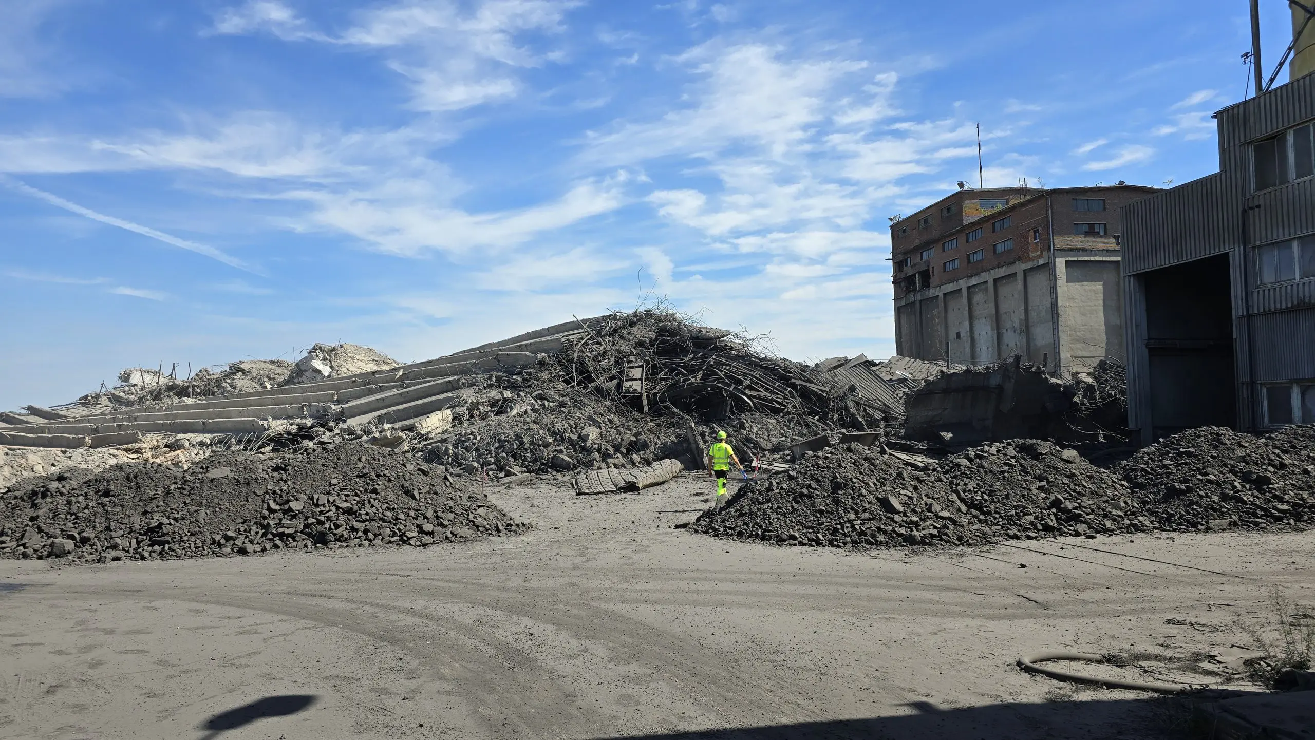 Lazy Tower Detonation