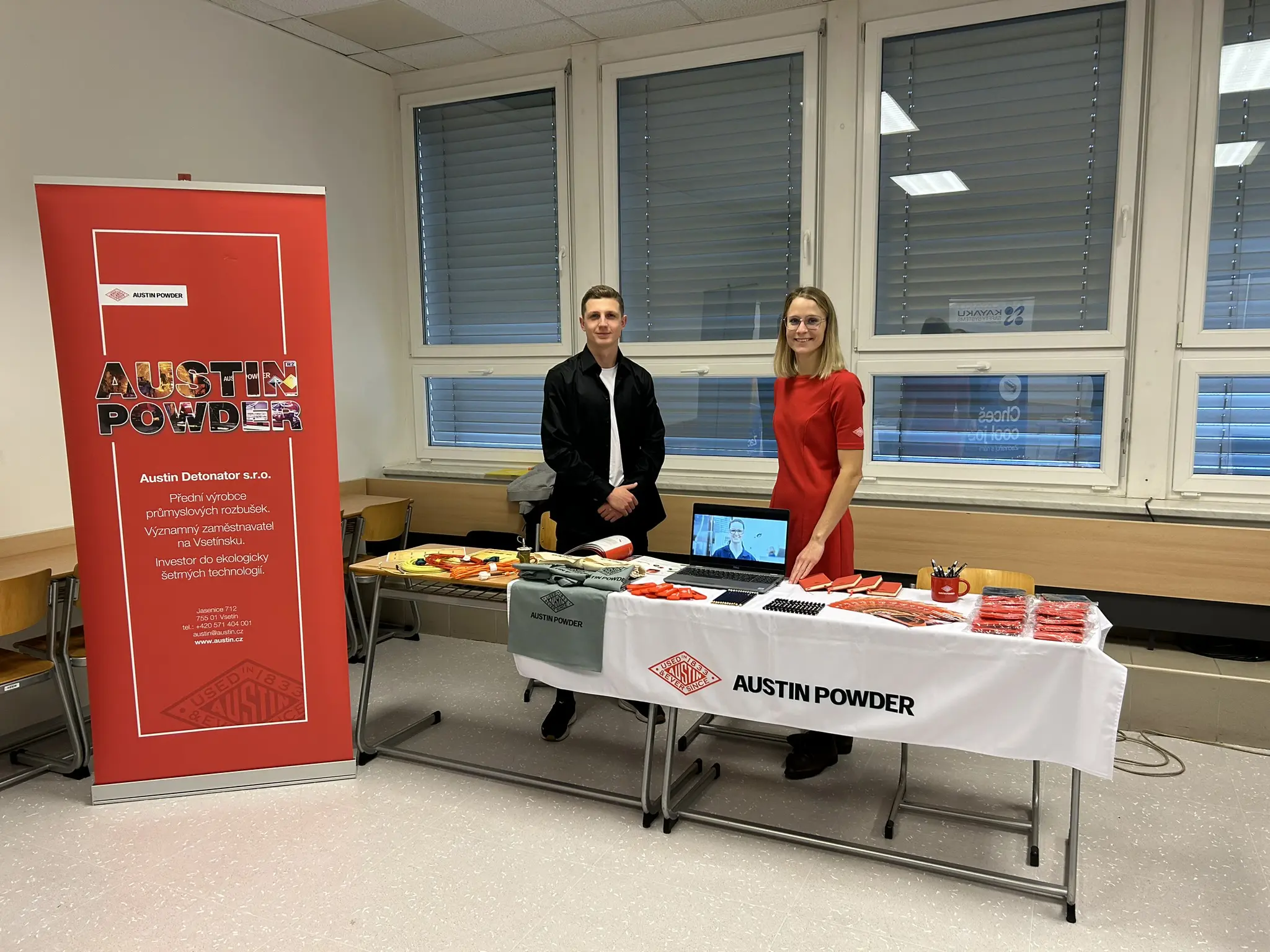 Komunikace se studenty Kostka