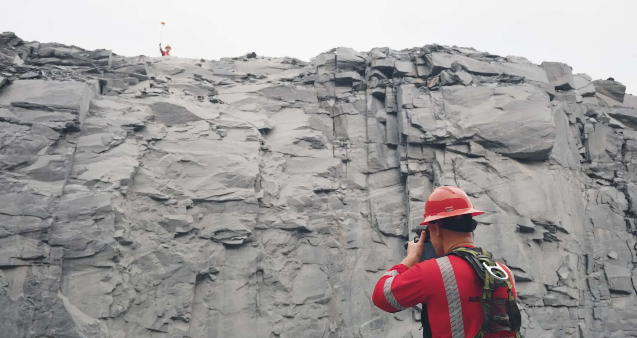 Measuring blast site